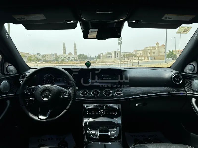 2017 Mercedes-Benz E 300