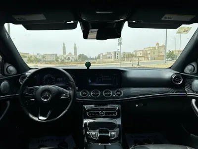 2017 Mercedes-Benz E 300