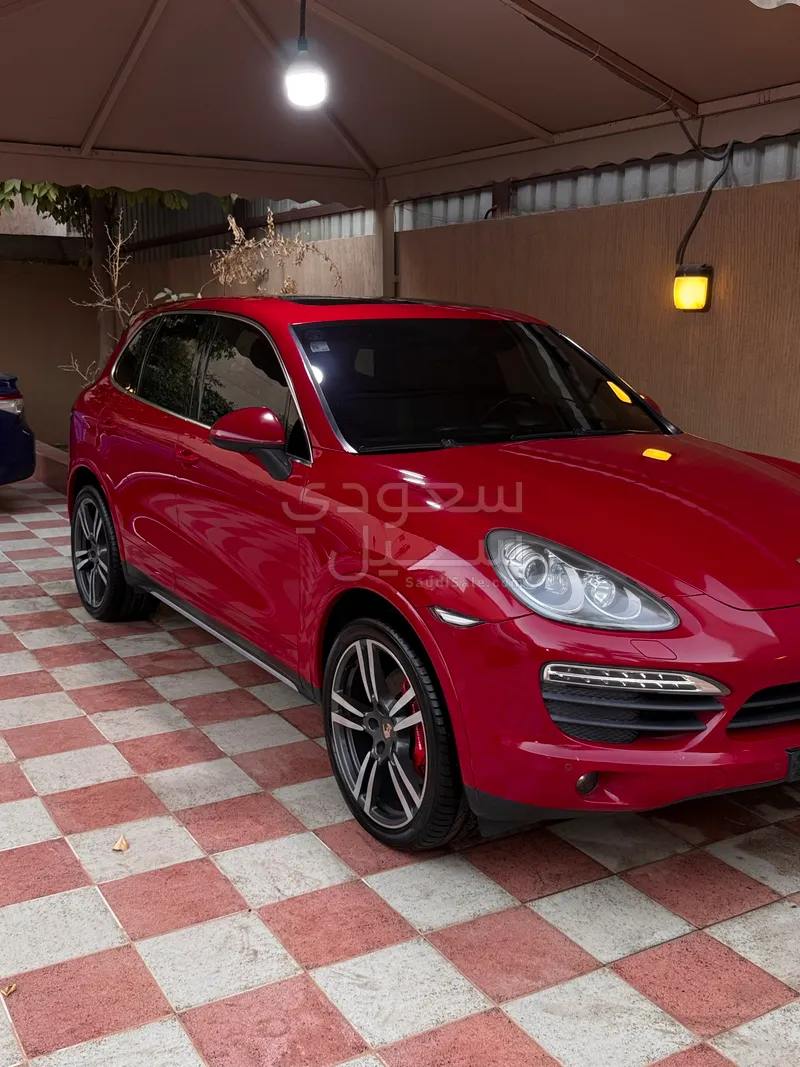 2013 Porsche Cayenne S