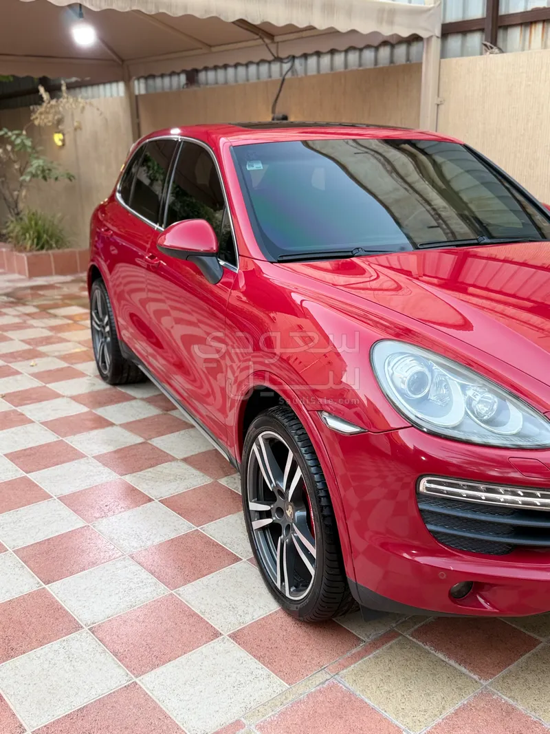 2013 Porsche Cayenne S