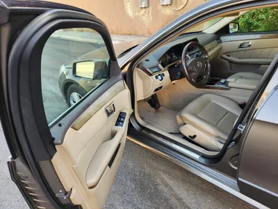 2011 Mercedes-Benz E 300