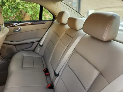 2011 Mercedes-Benz E 300