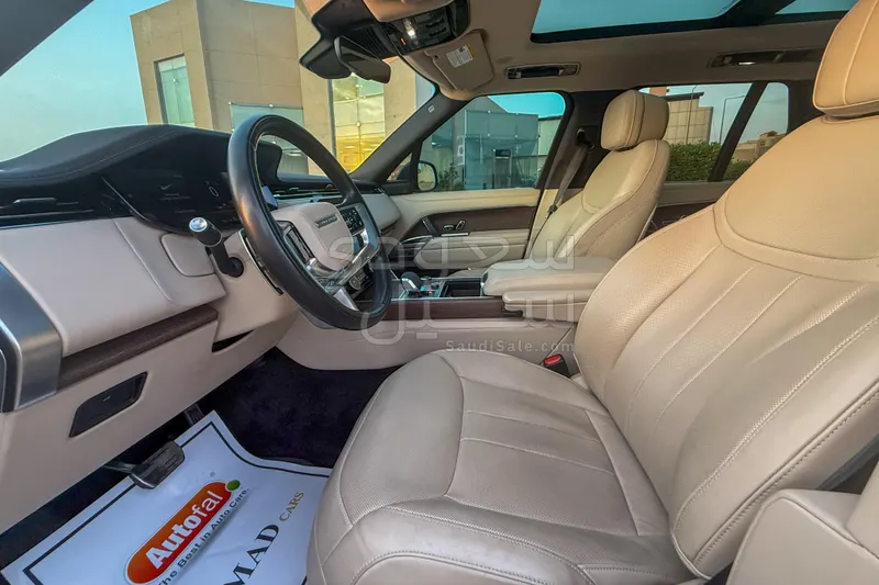2023 Land Rover Range Rover Vogue SE