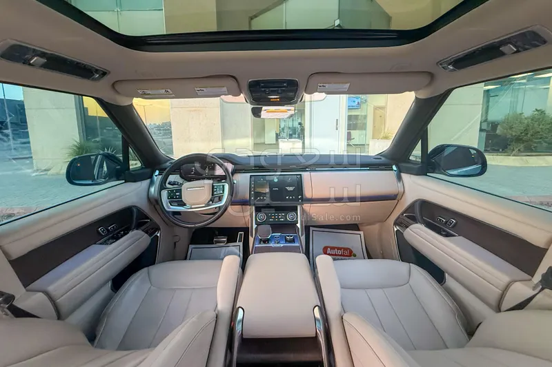 2023 Land Rover Range Rover Vogue SE