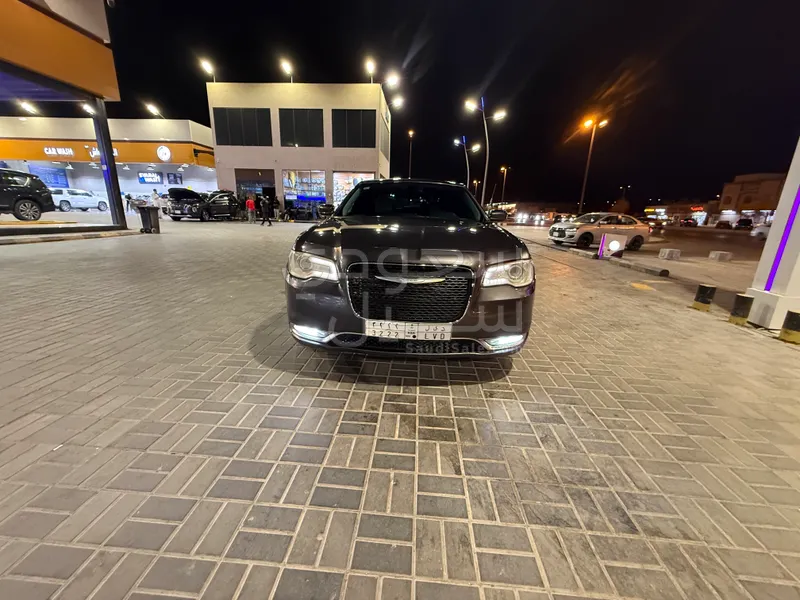 2015 Chrysler 300 Limited