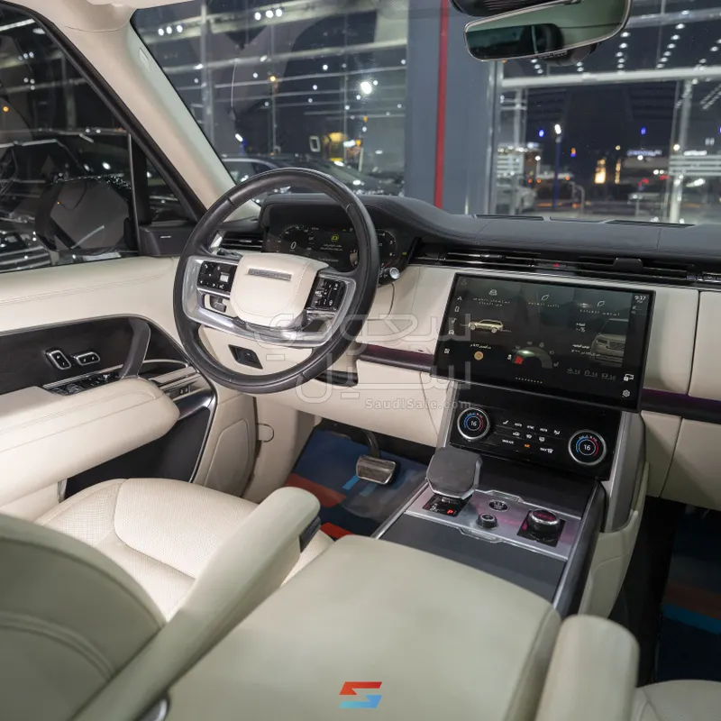 2023 Land Rover Range Rover Vogue SE