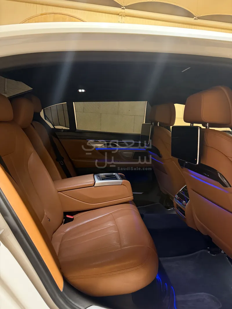 2020 BMW 7 Series 730Li