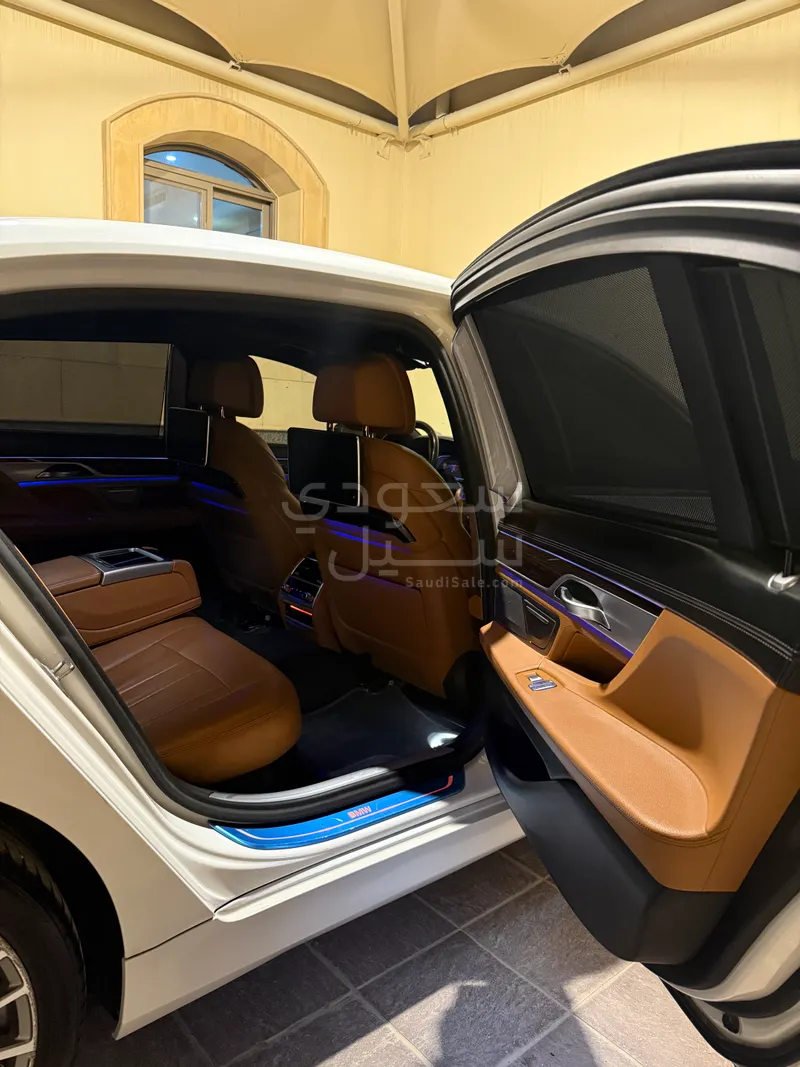 2020 BMW 7 Series 730Li