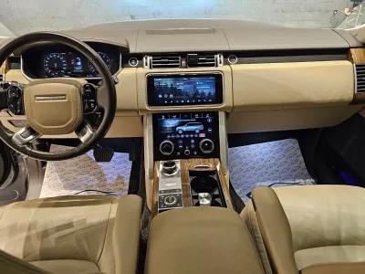 2021 Land Rover Range Rover Vogue
