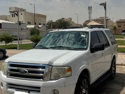 2013 فورد اكسبيديشن اكس ال تي