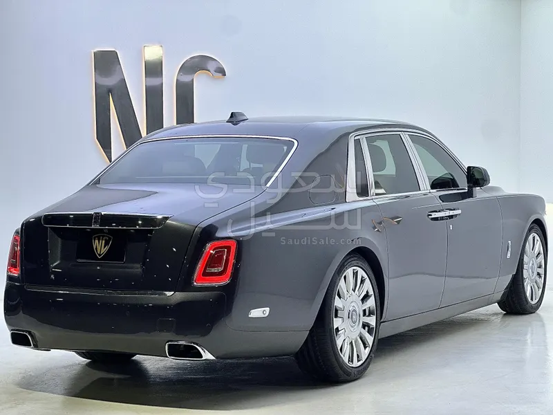 2019 Rolls-Royce Phantom