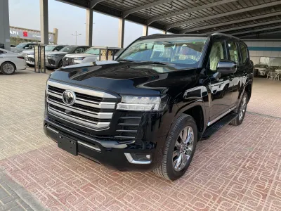 2025 Toyota Land Cruiser GXR 4