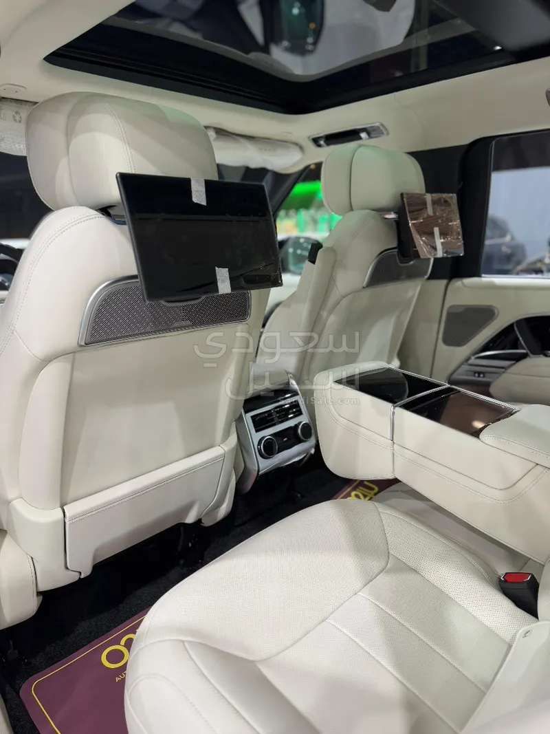 2025 Land Rover Range Rover Autobiography