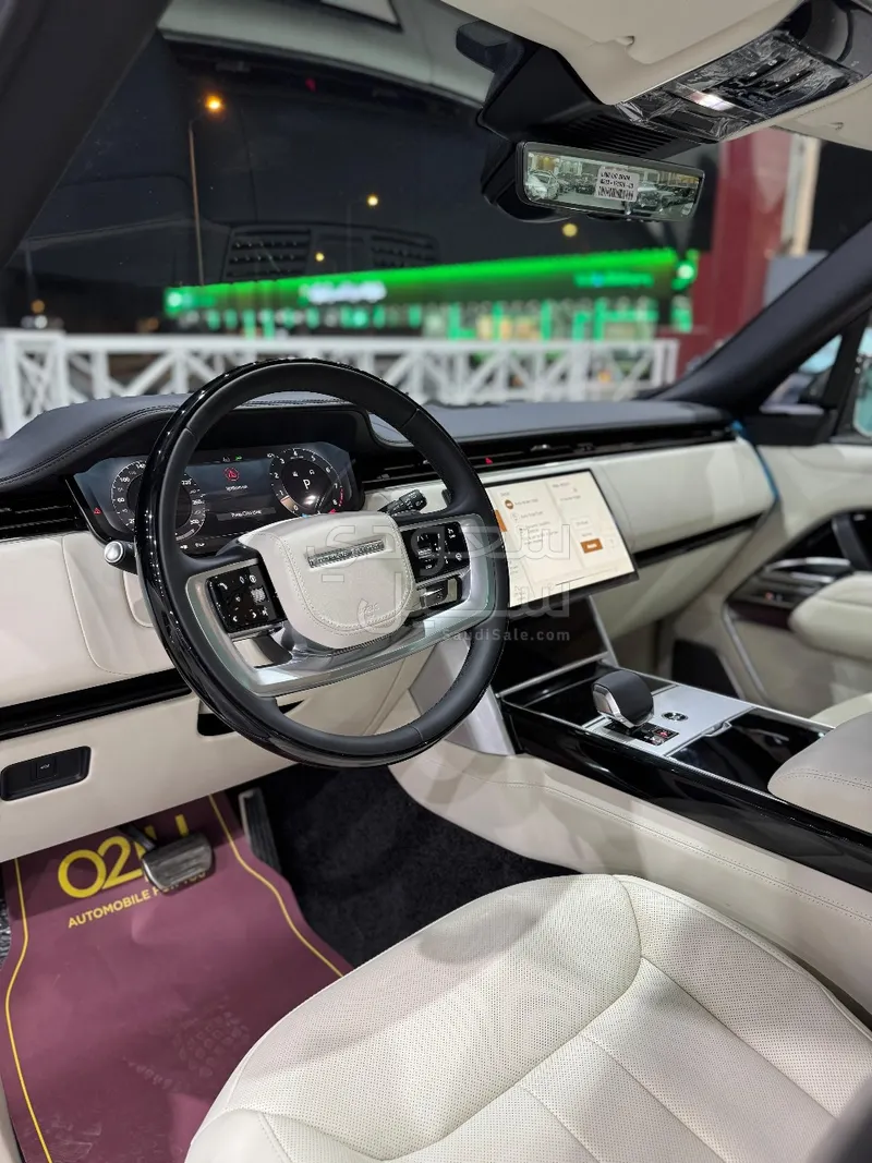 2025 Land Rover Range Rover Autobiography