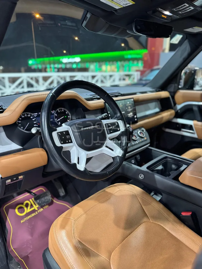 2023 Land Rover Defender S