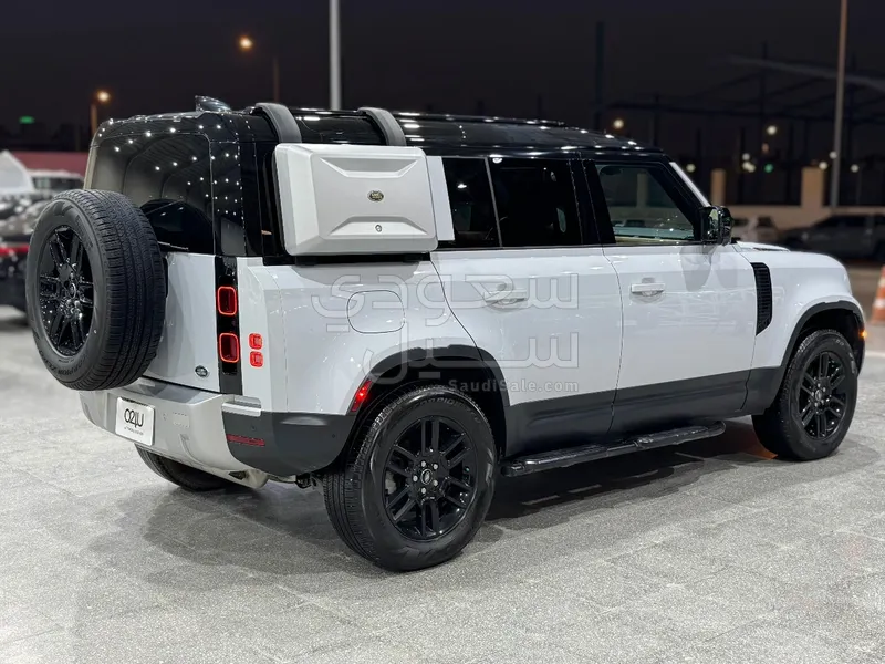 2023 Land Rover Defender S