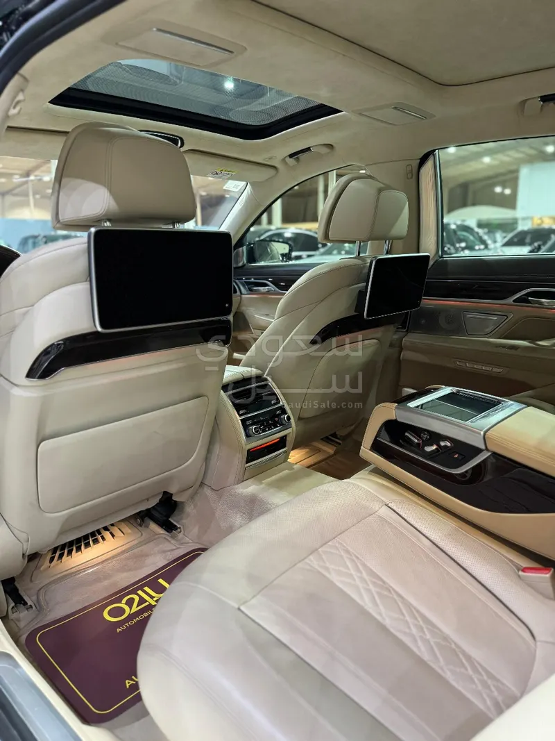 2016 BMW 7 Series 750Li