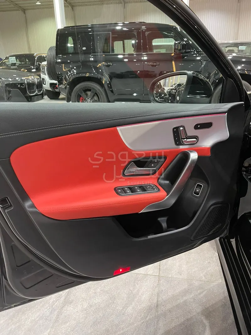 2025 Mercedes-Benz A 200