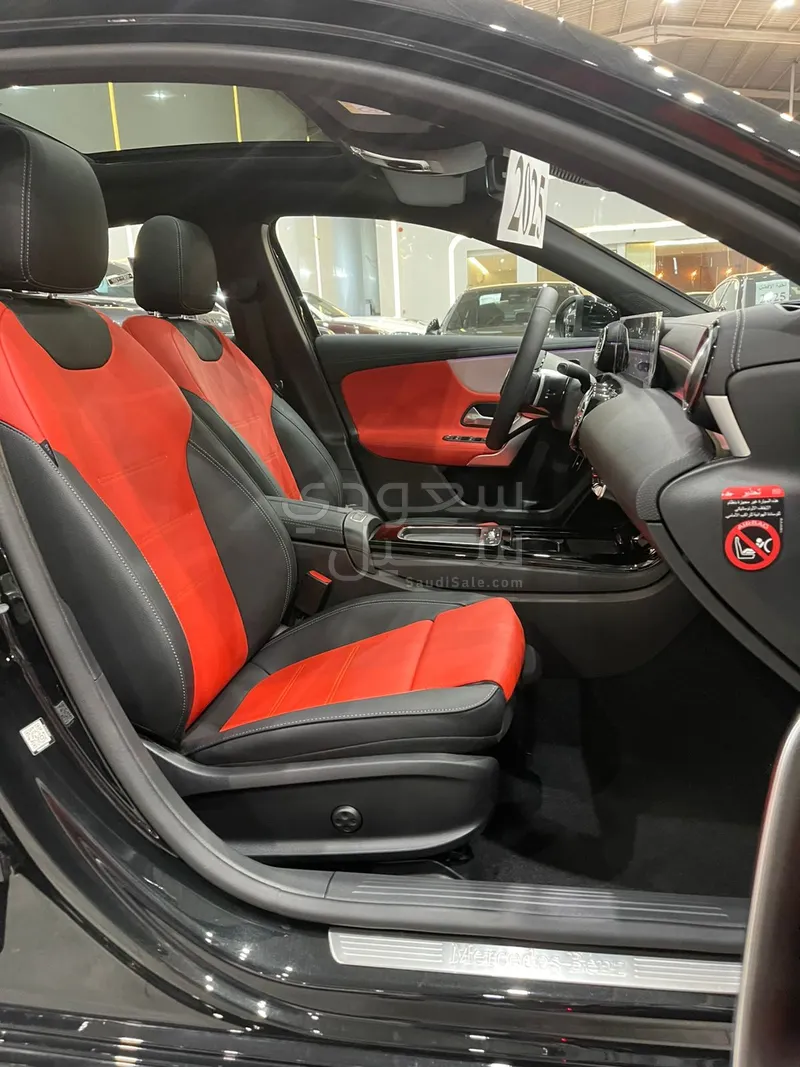 2025 Mercedes-Benz A 200