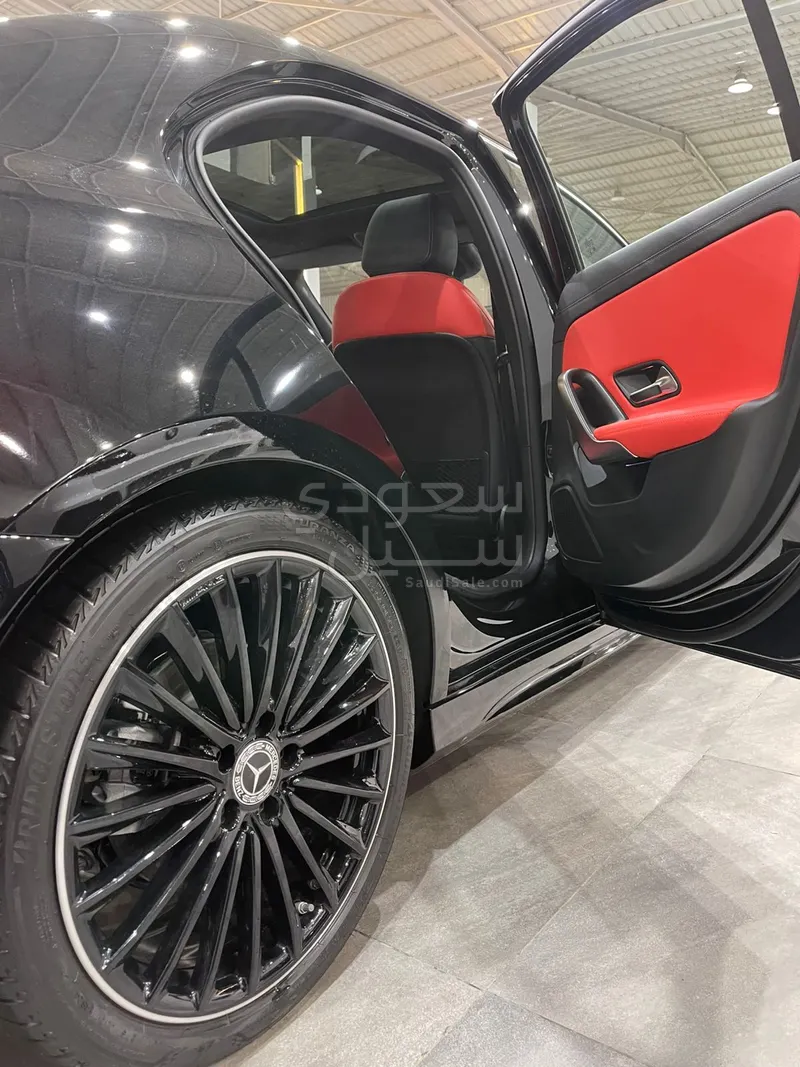 2025 Mercedes-Benz A 200