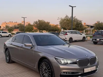 2018 بي ام دبليو الفئة السابعة 730 إل أي