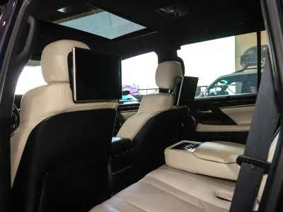 2020 لكزس إل إكس 570 اس