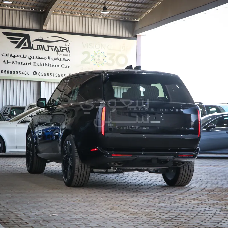 2025 Land Rover Range Rover Vogue SE
