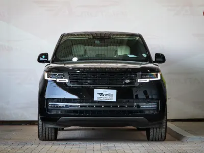 2025 Land Rover Range Rover Vogue SE