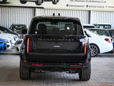2025 Land Rover Range Rover Vogue SE
