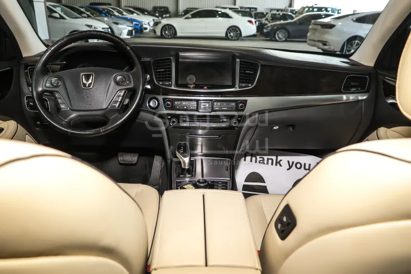 2016 Hyundai Centennial