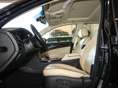 2016 Hyundai Centennial