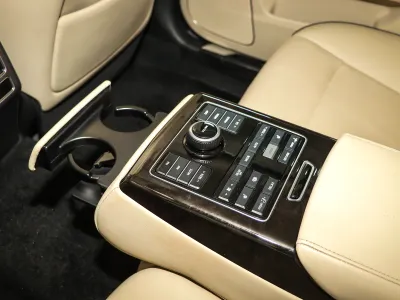 2016 Hyundai Centennial