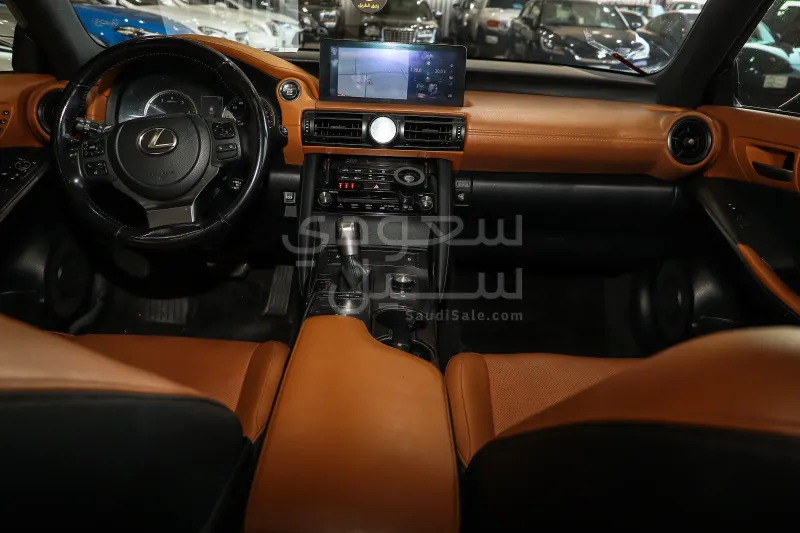 2023 Lexus IS 300