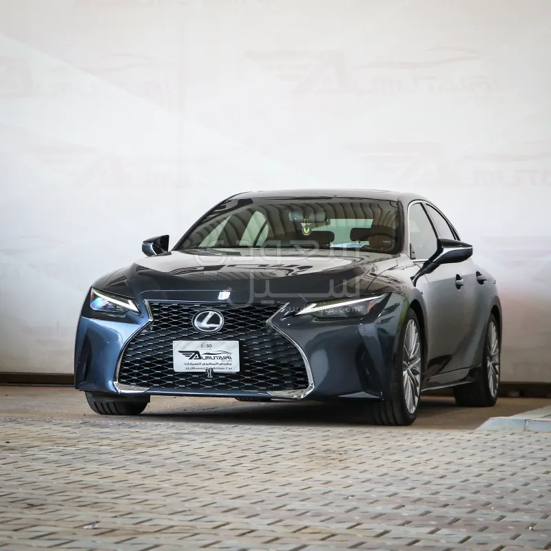 2023 Lexus IS 300