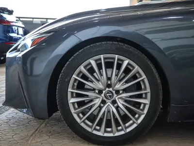 2023 Lexus IS 300