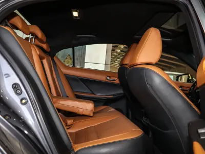 2023 Lexus IS 300