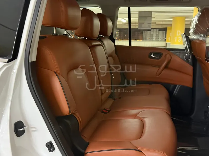 2022 نيسان باترول تيتانيوم