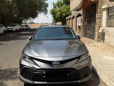 2021 تويوتا كامري جي ال اكس