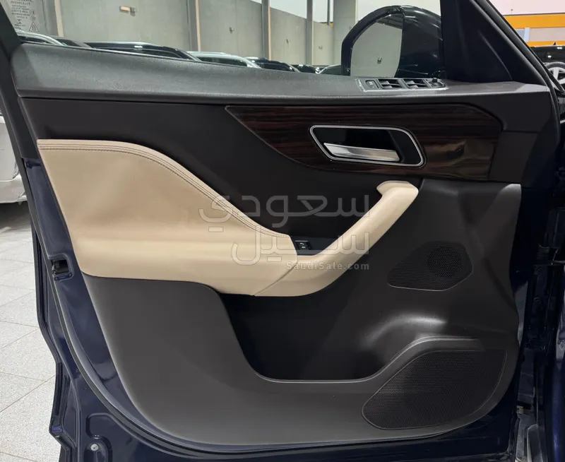2019 Jaguar F-Pace