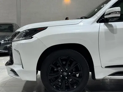 2019 Lexus LX 570  BlackEdition