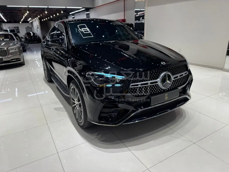 2025 مرسيدس - بنز جي إل إي 450
