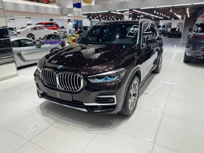 2023 بي ام دبليو الفئة اكس 5 إم