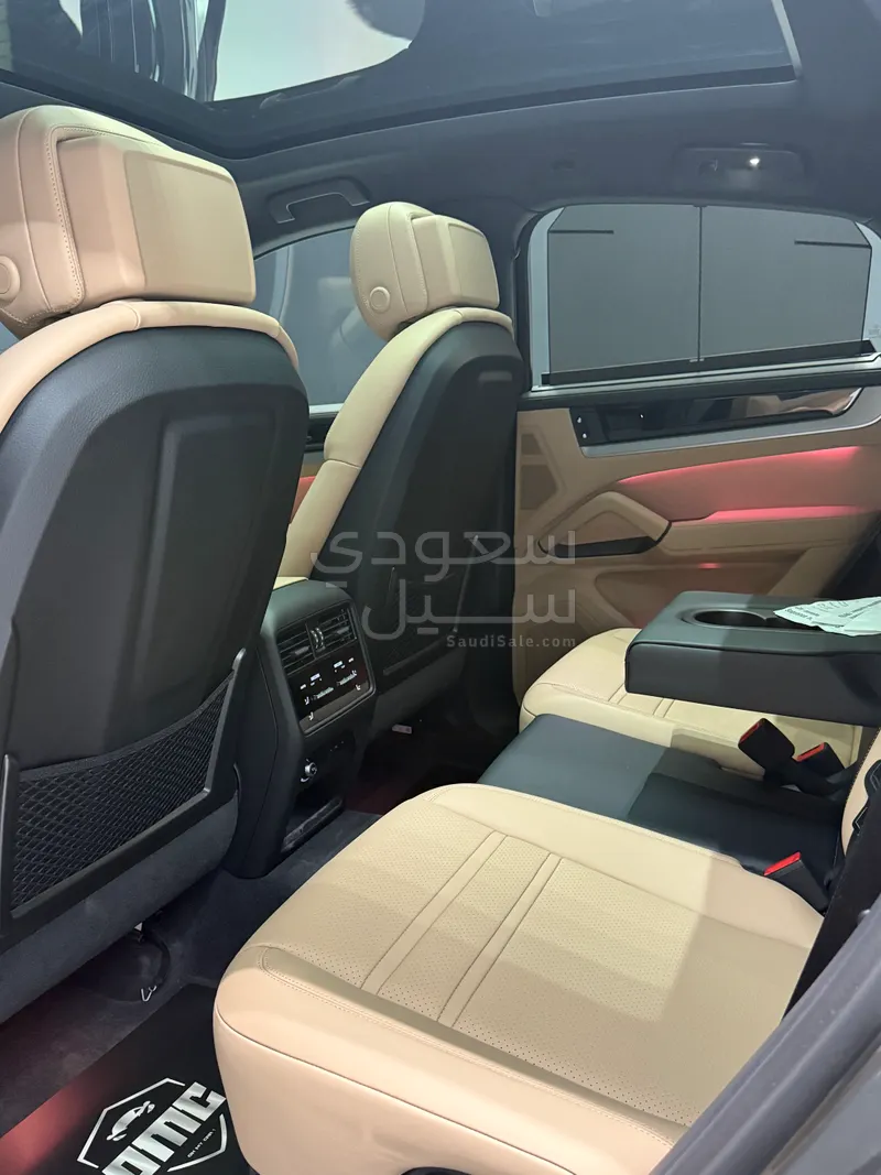 2025 Porsche Cayenne Coupe