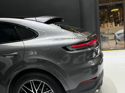 2025 Porsche Cayenne Coupe