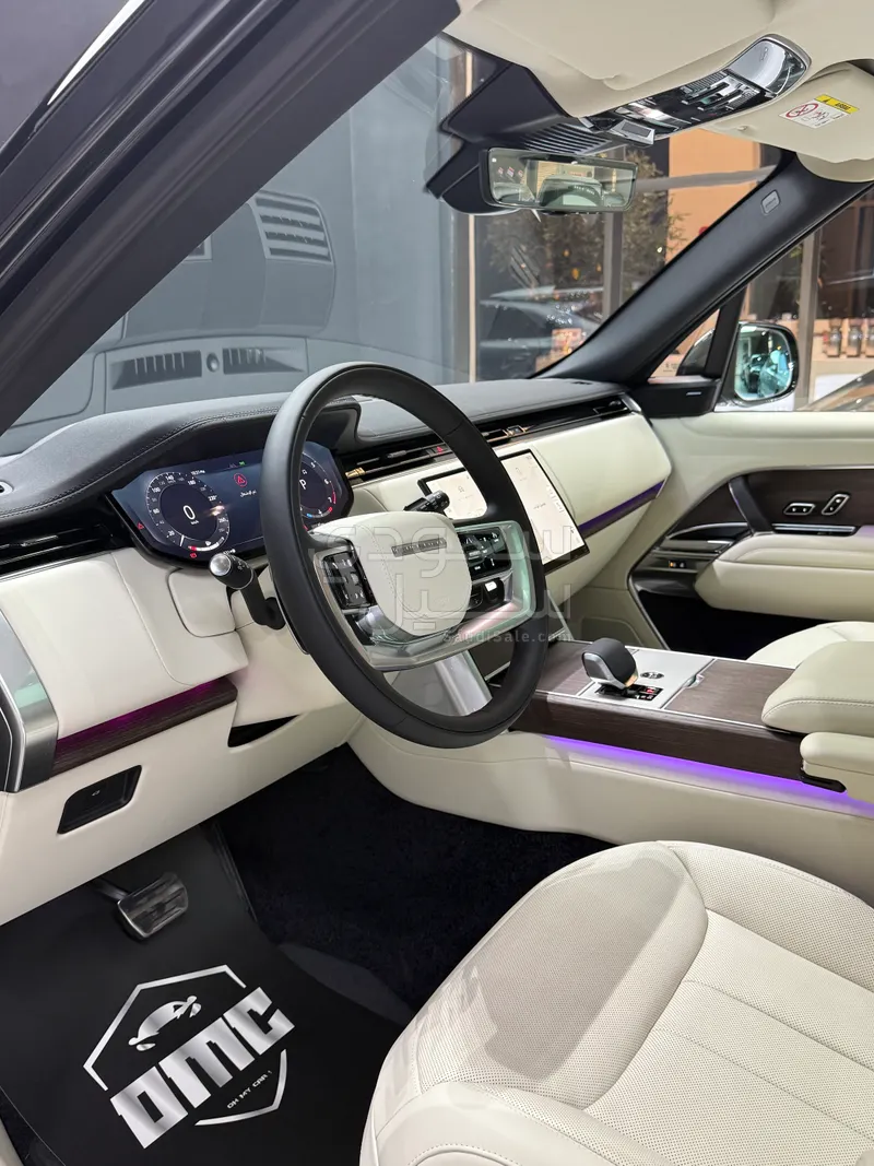 2025 Land Rover Range Rover HSE
