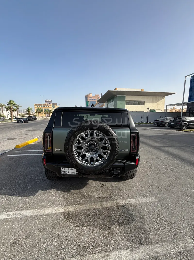 2024 Hummer H3
