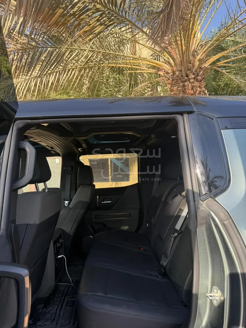 2024 Hummer H3