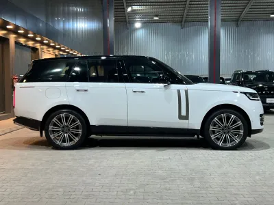 2023 Land Rover Range Rover HSE