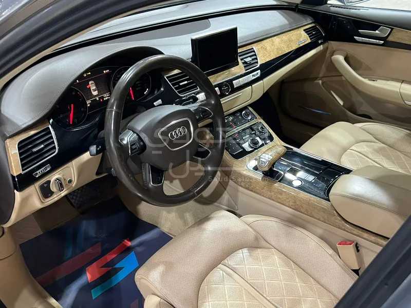 2013 Audi A8L