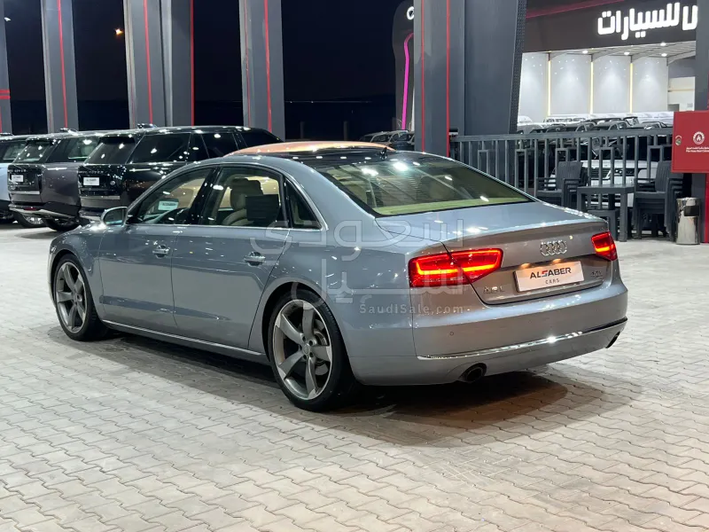2013 Audi A8L